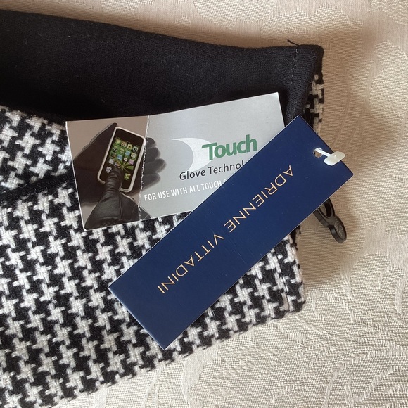 NWT Adrienne Vittadini Black and White Herringbone pattern touch glove - Picture 5 of 7